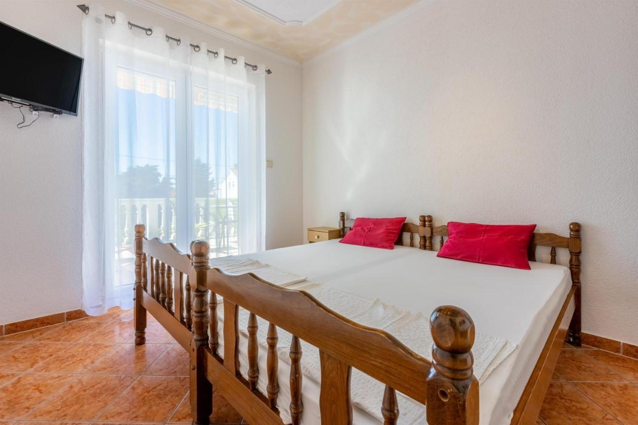 Apartments Pera Селце Экстерьер фото