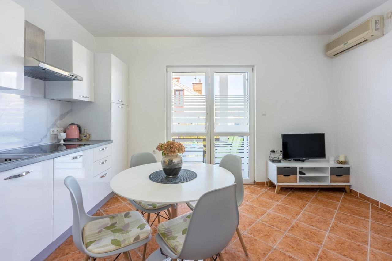 Apartments Pera Селце Экстерьер фото
